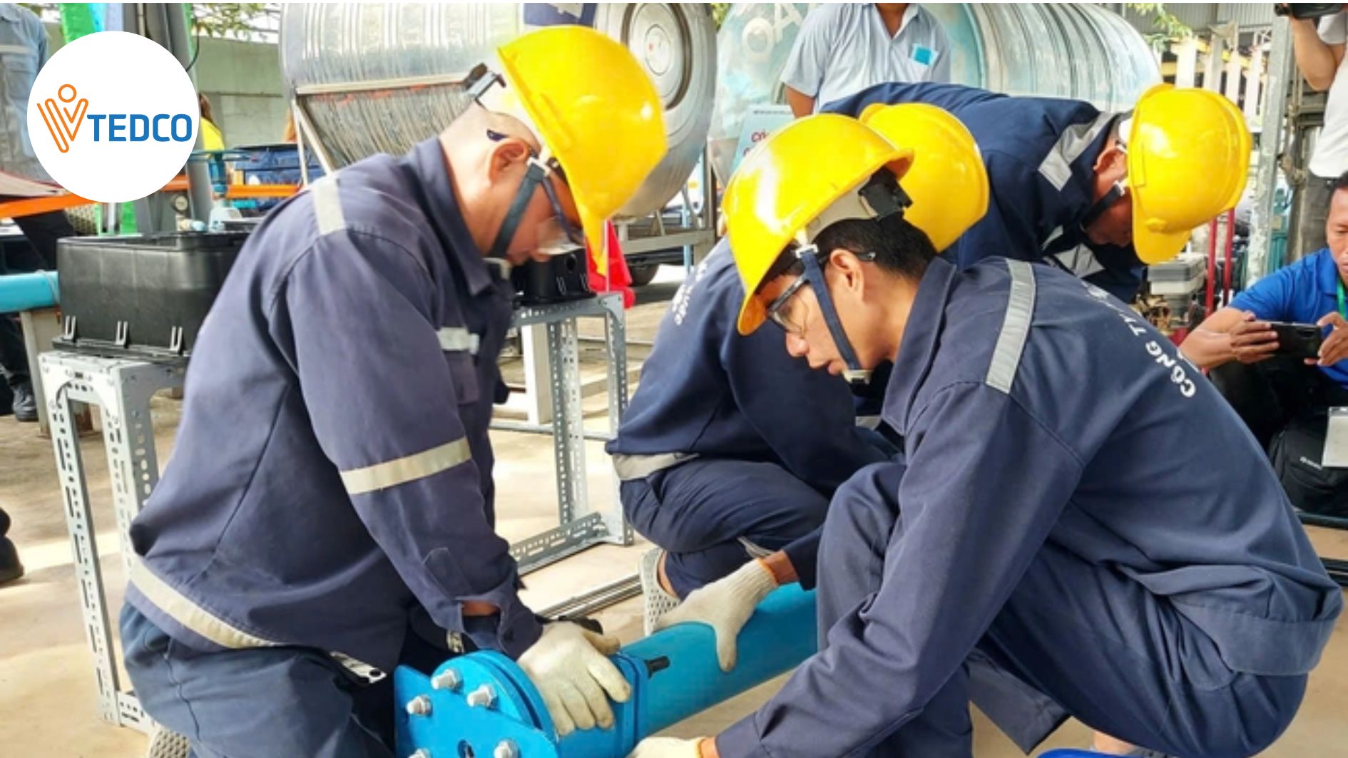 Giải tỏa băn khoăn về mức đóng BHXH