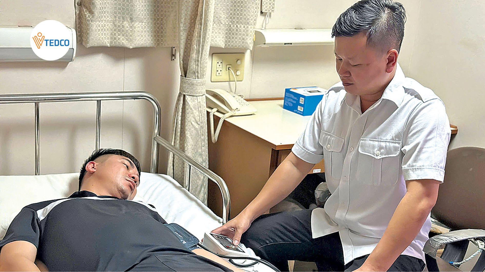 Những thuyền viên kiêm "bác sĩ" giữa đại dương