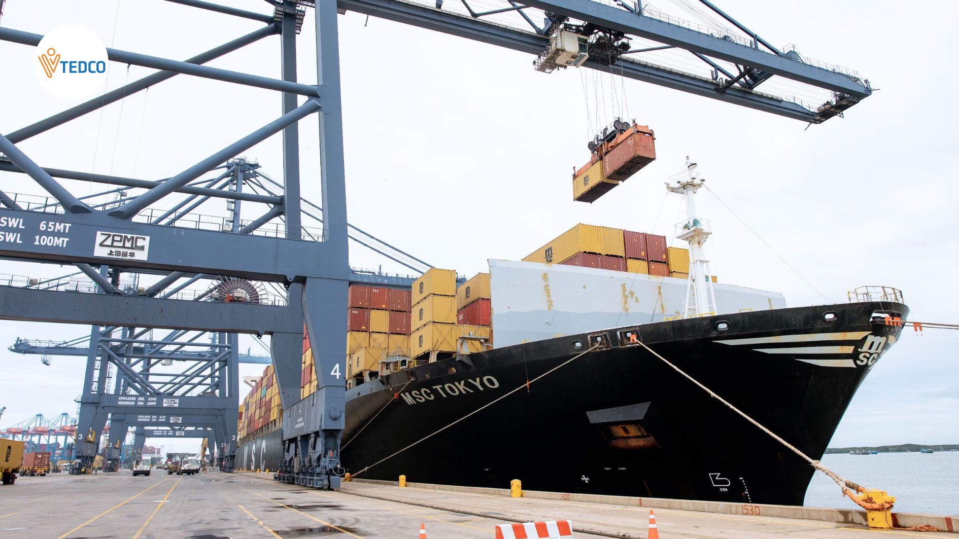 Cảng Việt Nam đón tàu container sức chở 8.000 Teus đi châu Âu